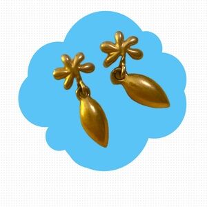 Vintage Gold-tone Floral Drop Earrings